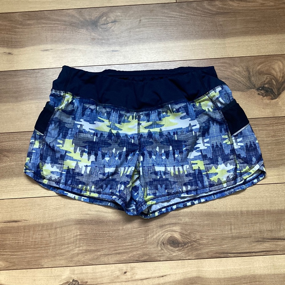 Athleta Ready Set Go Lined Shorts. Size M